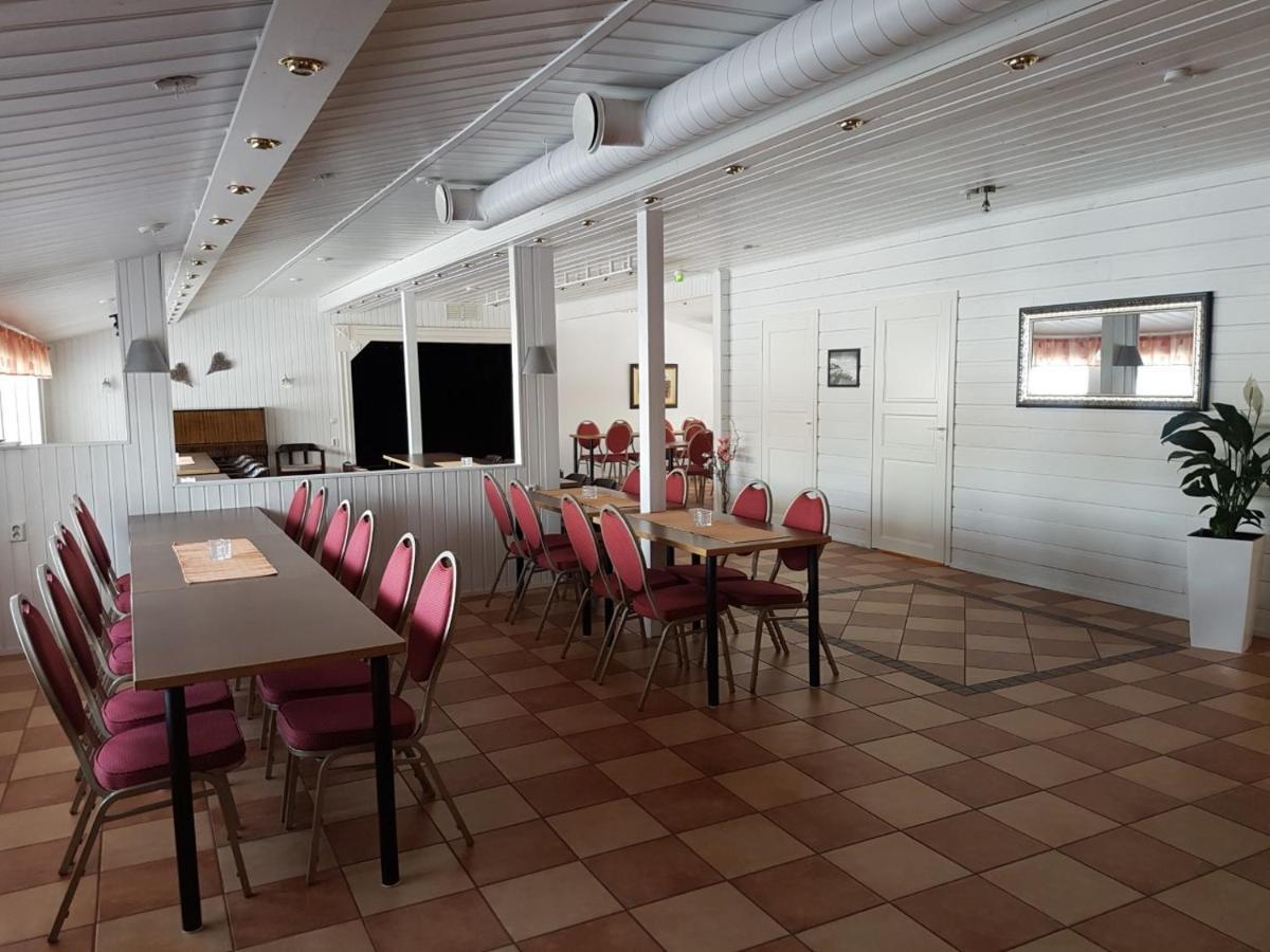 Maalaiskartano Pihkala Hotel Kestilä Екстериор снимка